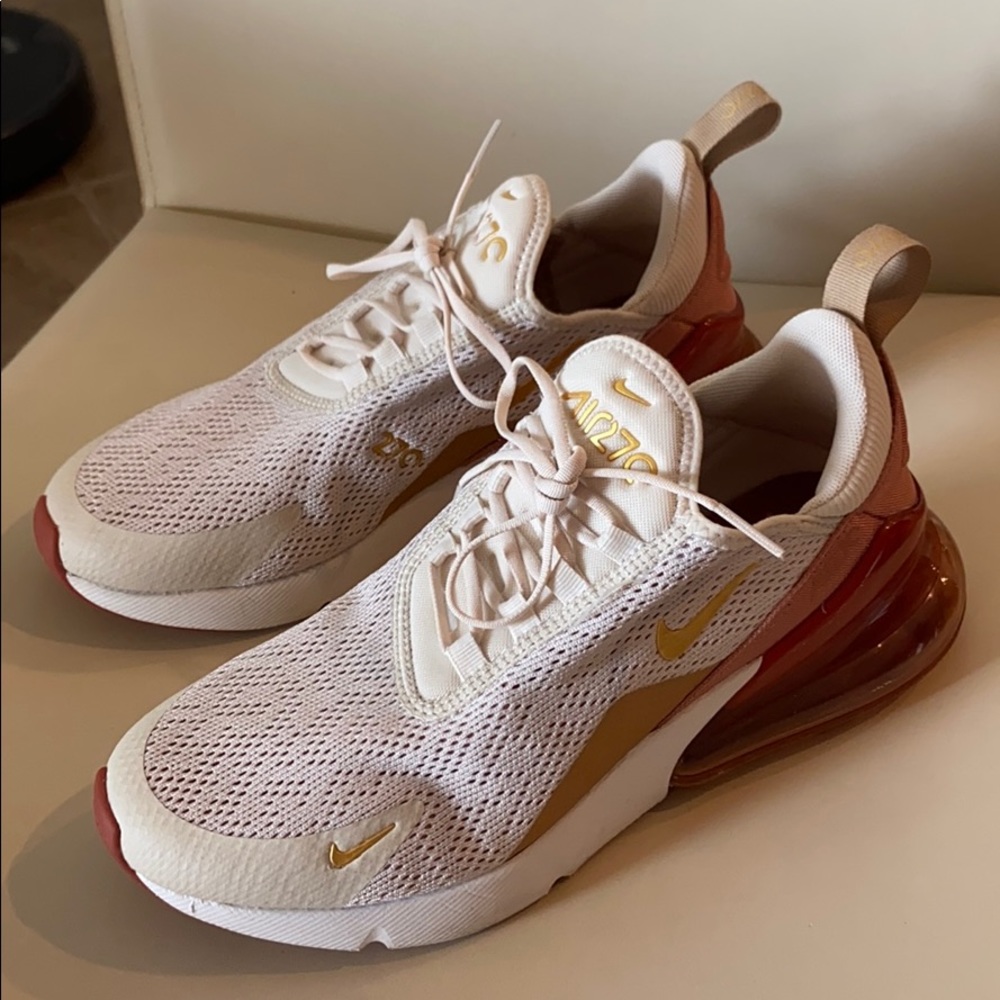 Nike Air Max 270